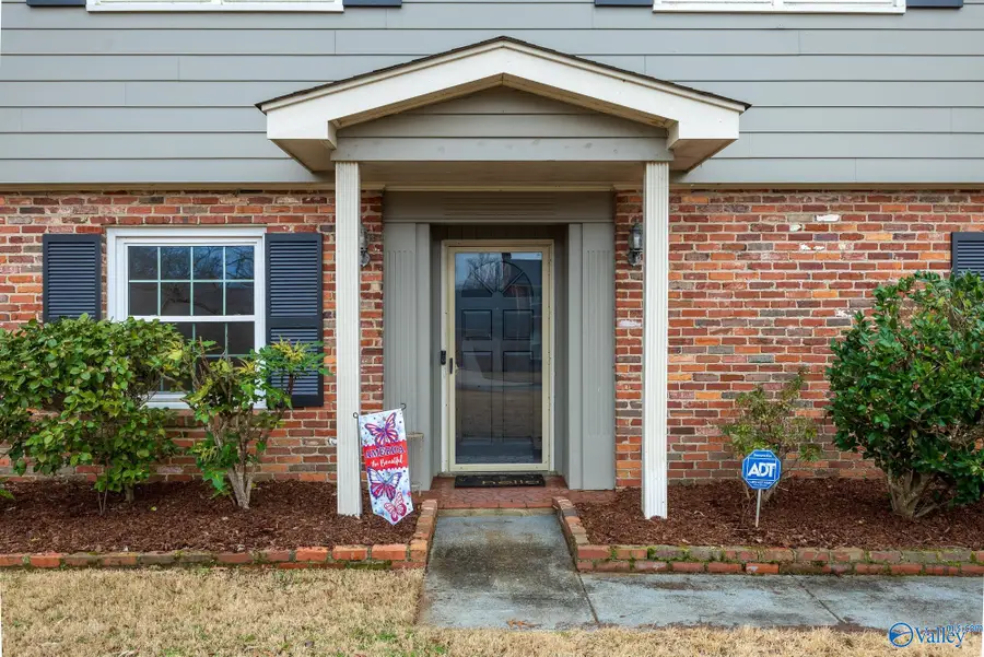 2607 13th Street, Decatur, AL 35601 - #2