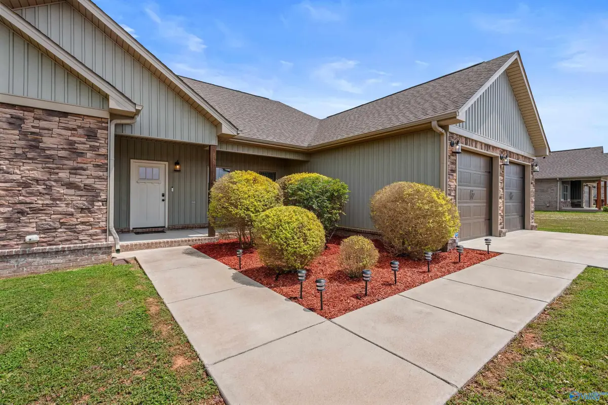 15122 Blackburn Road, Athens, AL 35611 - #1