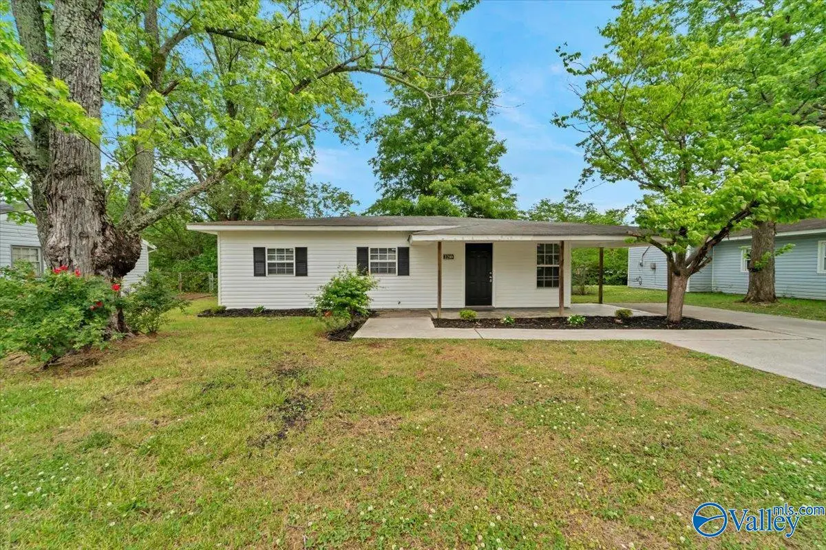 2210 Evans Drive Nw, Huntsville, AL 35810 - #1