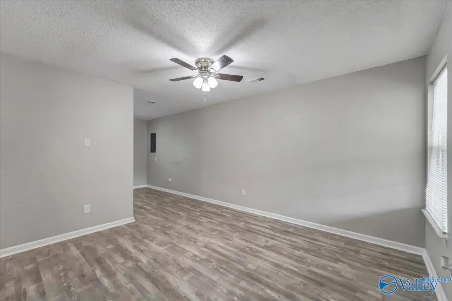 2210 Evans Drive Nw, Huntsville, AL 35810 - #3