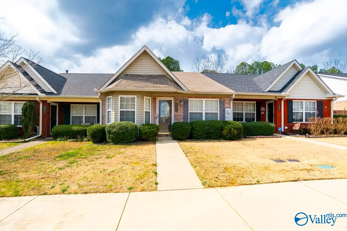 1211 SW Autumn Lane, Hartselle, AL 35640 - #1