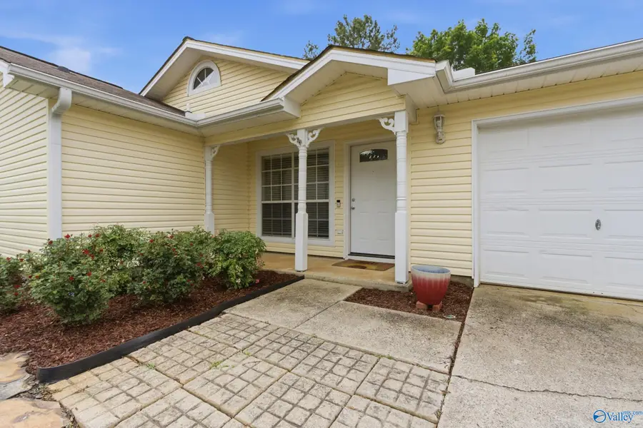 209 Mountain Creek Drive, Madison, AL 35757 - #3