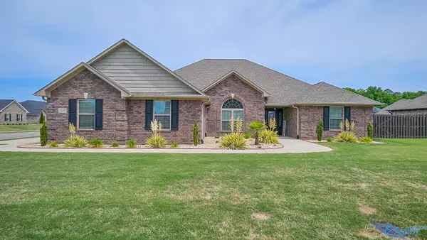 25257 Nettlebrooke Drive, Athens, AL 35613