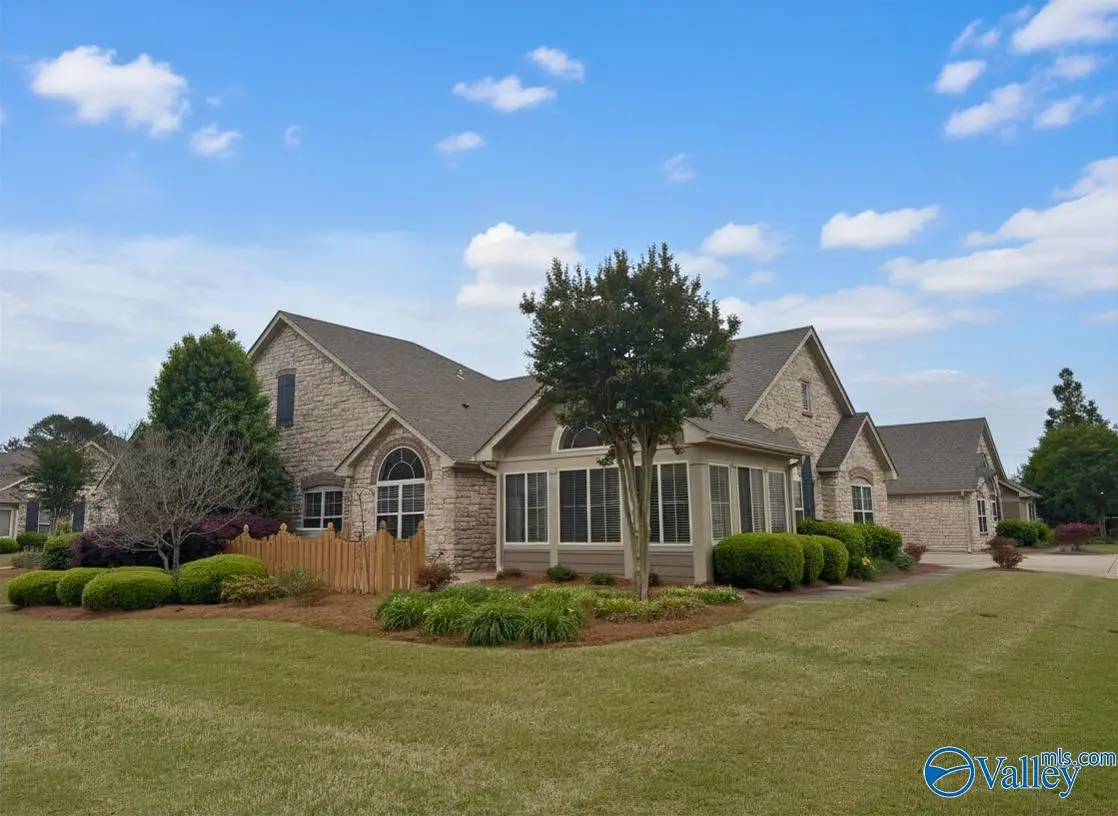 52 Laurel Lane Se, Brownsboro, AL 35741 - #1