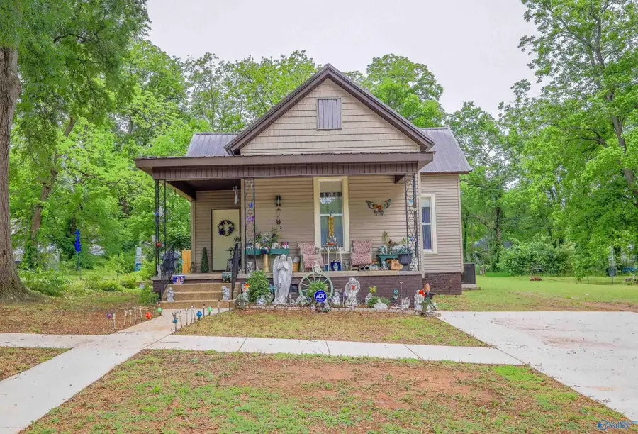 411 5th Avenue Sw, Decatur, AL 35601 - #3