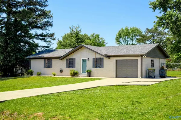 226 Cedar Street, Decatur, AL 35603