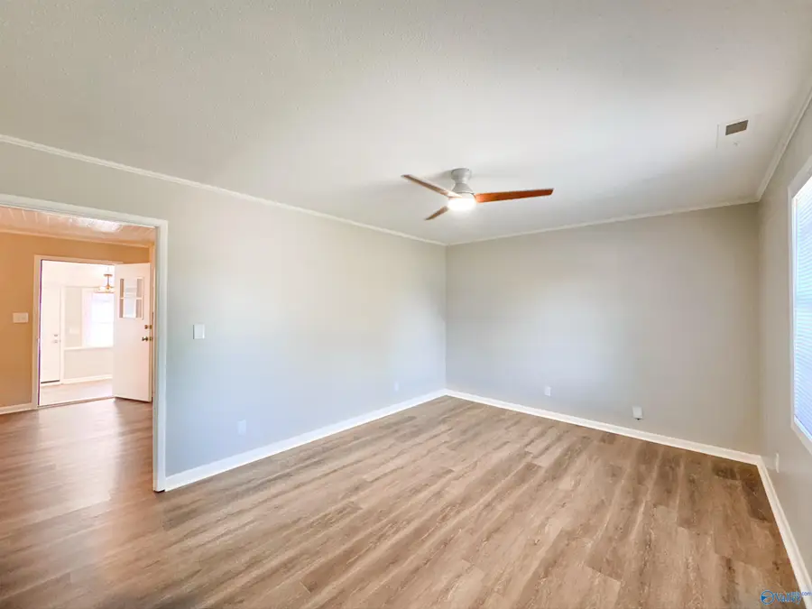 226 Cedar Street, Decatur, AL 35603 - #3