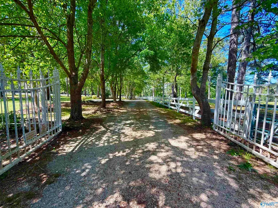 7615 Steele Station Road, Gadsden, AL 35906 - #3