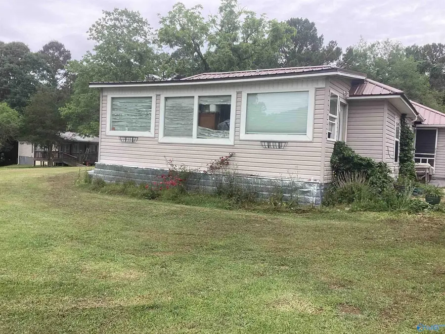 1402 Green Valley Road, Glencoe, AL 35905 - #2