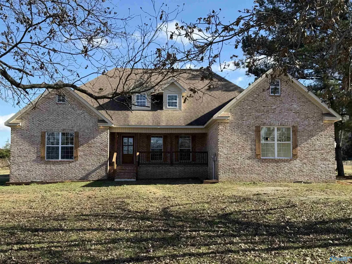 107 Lower Dry Creek Road, Laceys Spring, AL 35754 - #1