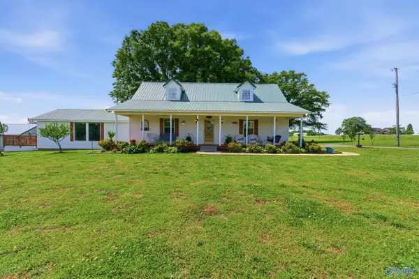 3305 Hustleville Road, Albertville, AL 35951