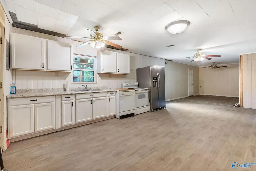 191 Derrick Drive, Guntersville, AL 35976 - #3