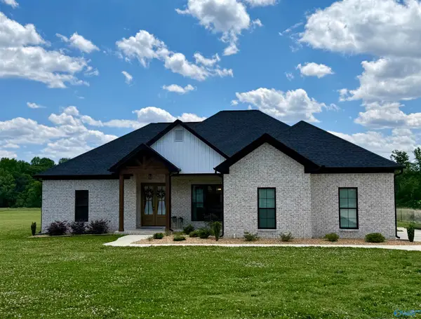 28062 Nuke Whitt Lane, Ardmore, AL 35739