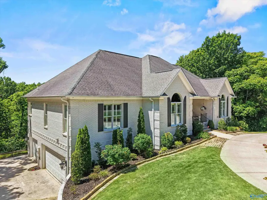2145 Springhouse Road Se, Huntsville, AL 35802 - #3