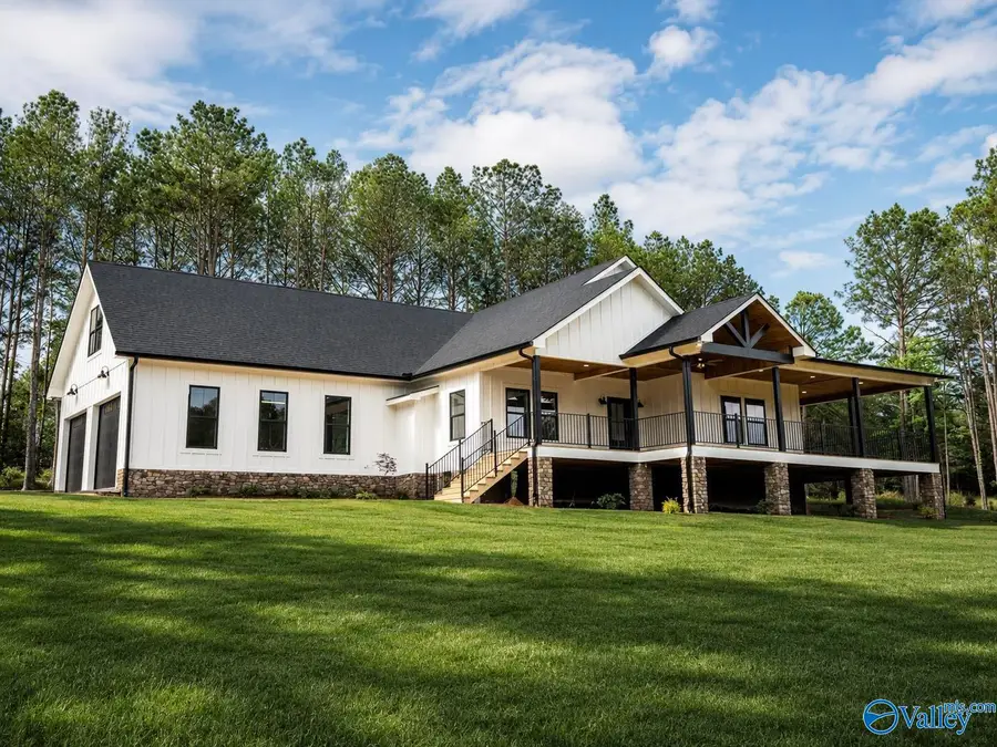 136 County Road 692, Cedar Bluff, AL 35959 - #2
