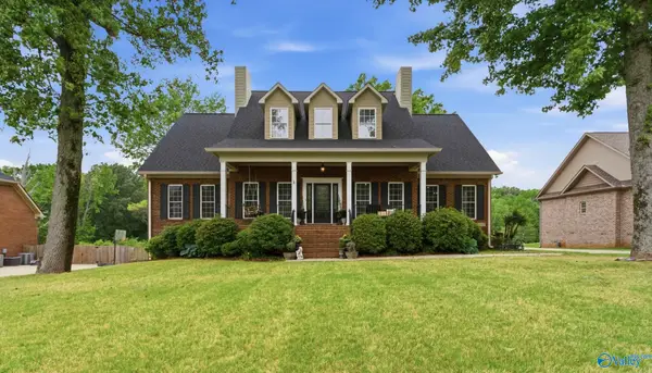 237 Dove Hollow Drive, Meridianville, AL 35759