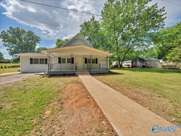 8264 Carpenter Lane, Athens, AL 35611