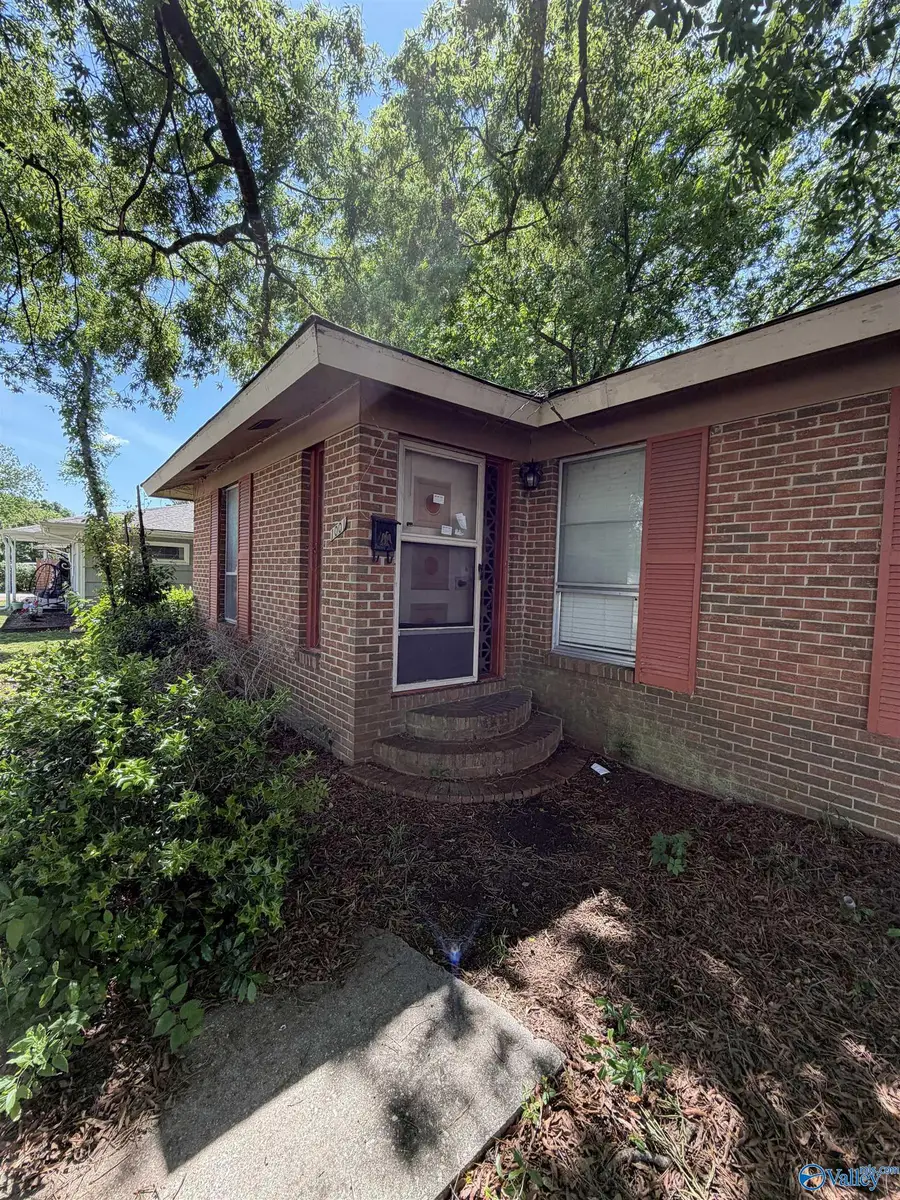1001 Royal Drive Se, Decatur, AL 35601 - #2
