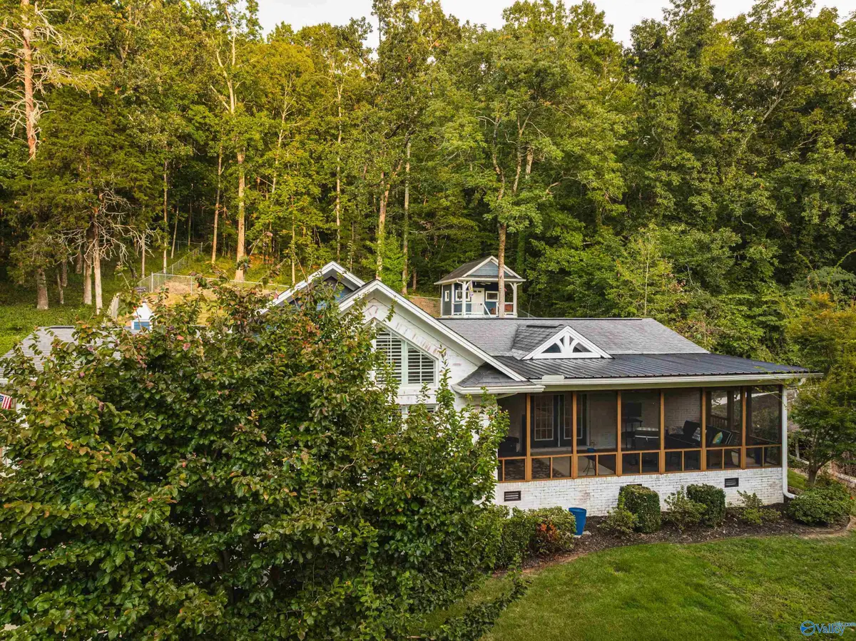 1829 Forest Drive, Guntersville, AL 35976 - #1