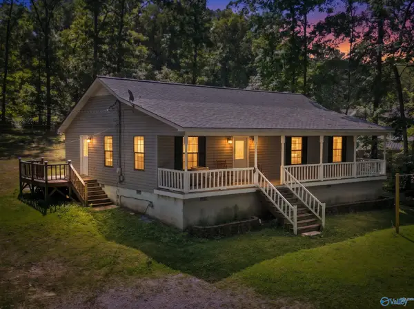 222 Shagbark Trail, Somerville, AL 35670