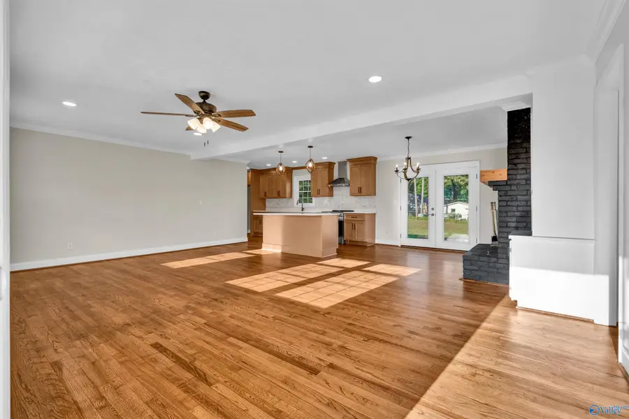 297 Peteet Street, Rainbow City, AL 35906 - #3