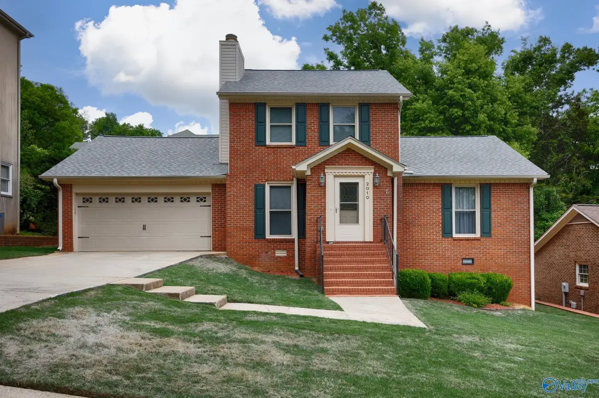 2010 Brandy Circle Ne, Huntsville, AL 35811 - #1