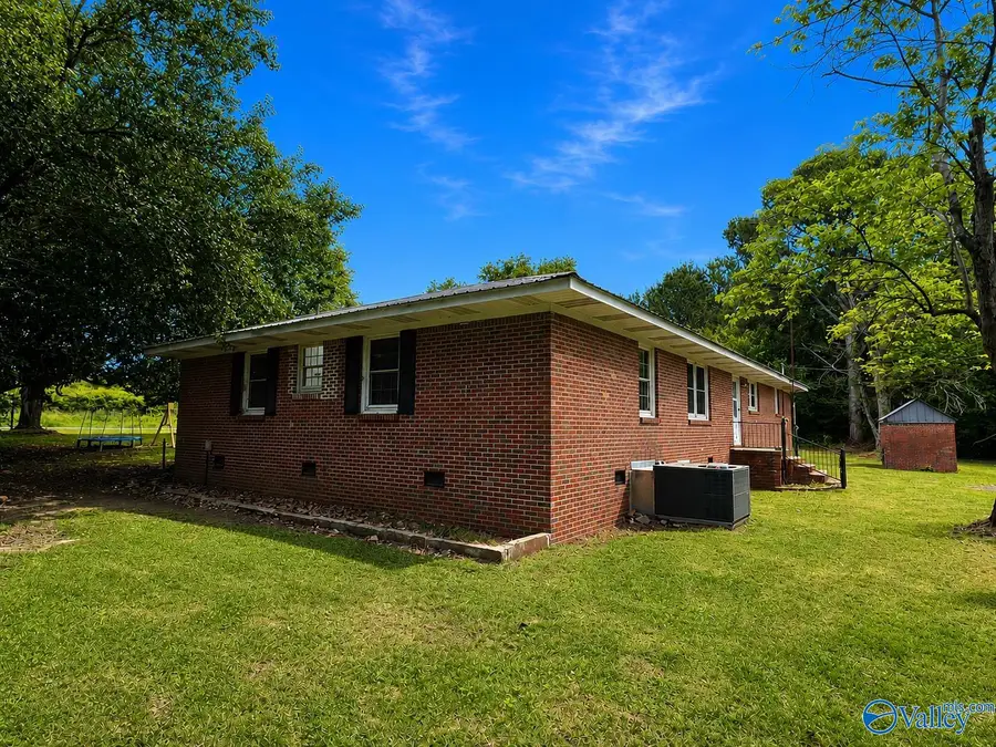 765 County Road 24, Crossville, AL 35962 - #2