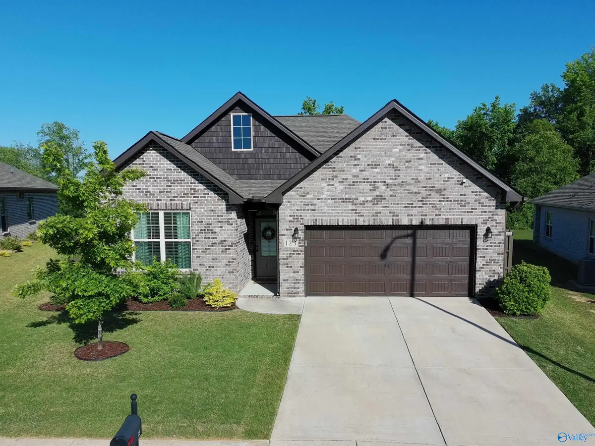 123 Fernhill Drive Nw, Madison, AL 35757 - #1
