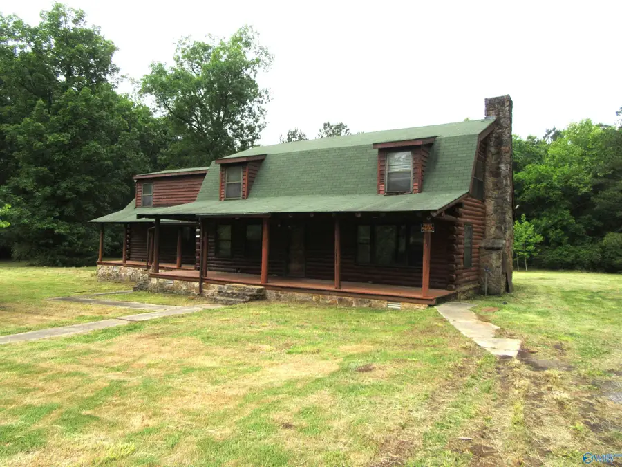 3809 South Chapel Hill Road, Decatur, AL 35603 - #2