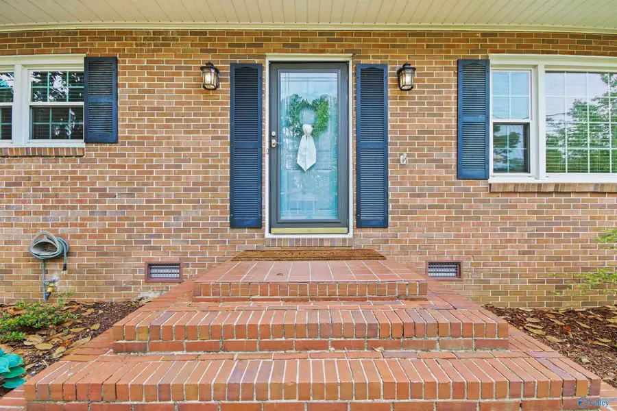 1010 San Ramon Avenue Se, Huntsville, AL 35802 - #3