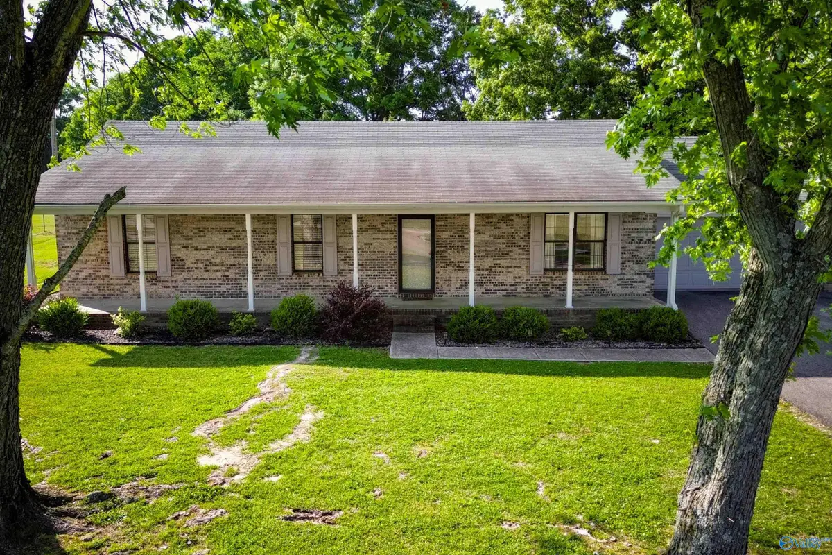 136 County Road 591, Trinity, AL 35673 - #1