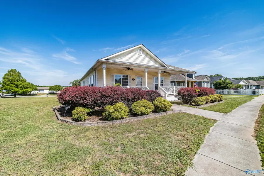 5699 Bay Village Drive, Athens, AL 35611 - #2