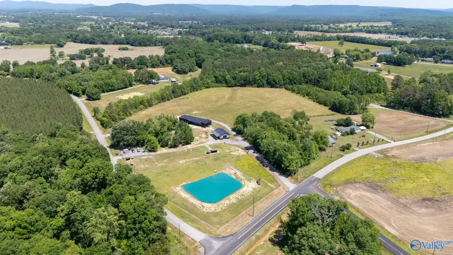 4387 Hobbs Island Road, Owens Cross Roads, AL 35760 - #3