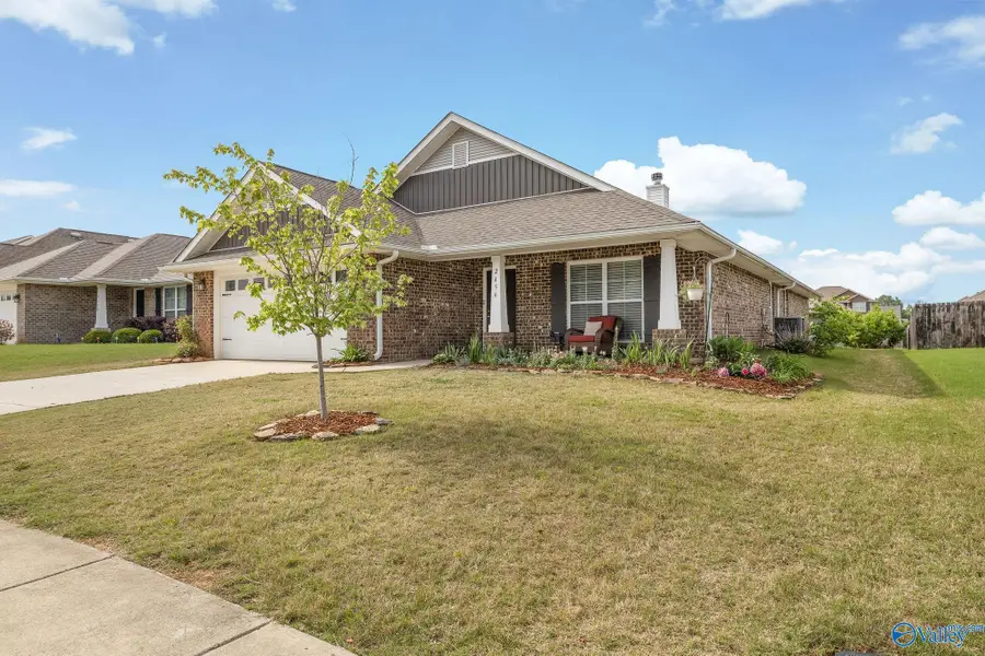 2456 Bell Manor Drive, Huntsville, AL 35803 - #3