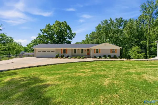 205 Penny Lane Nw, Russellville, AL 35653