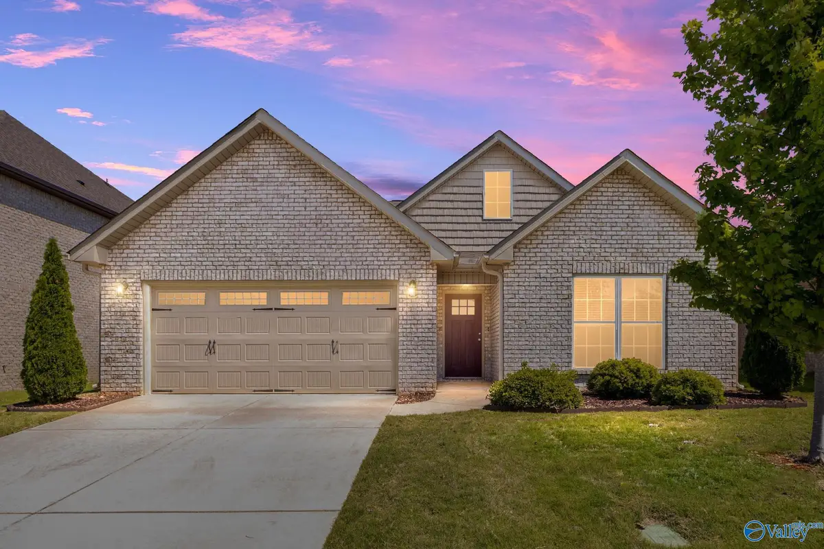 105 Williams Pointe Boulevard Sw, Huntsville, AL 35824 - #1