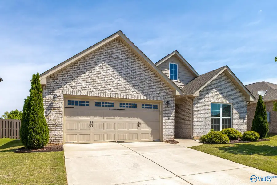 105 Williams Pointe Boulevard Sw, Huntsville, AL 35824 - #2