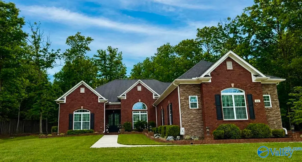 22 Autumn Glory Lane Se, Huntsville, AL 35803 - #1