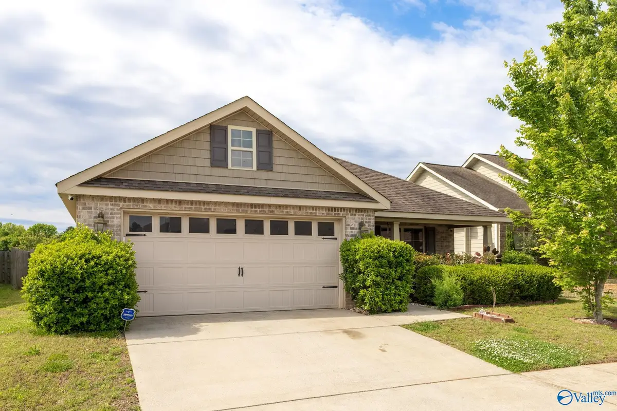 7018 Camrose Lane Nw, Huntsville, AL 35806 - #1