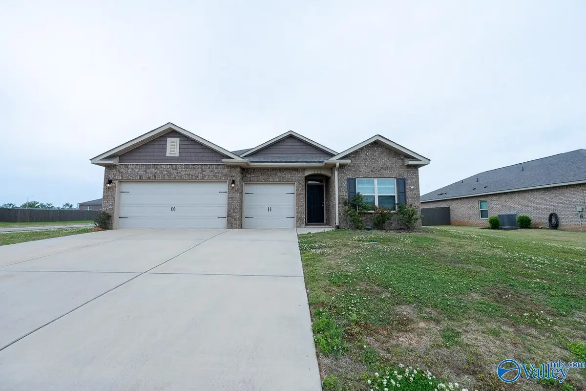 331 Jackson Point Circle, Huntsville, AL 35811 - #1