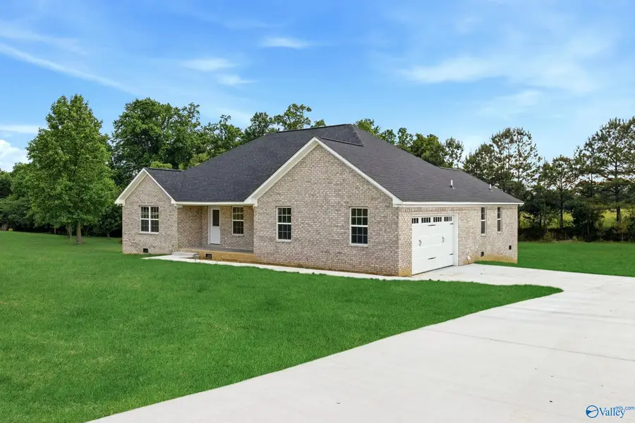 270 County Road 1982, Crossville, AL 35962 - #2