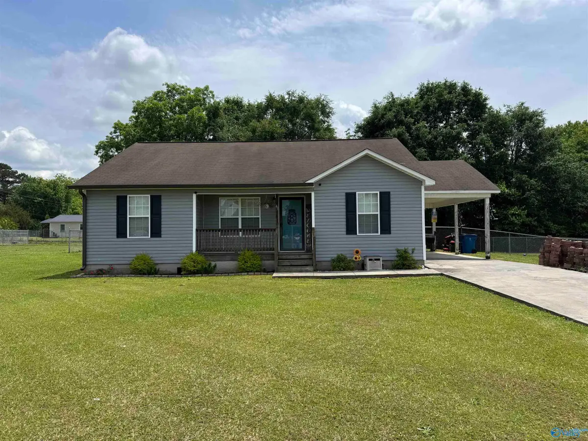 41 Beaver Road, Boaz, AL 35957 - #1