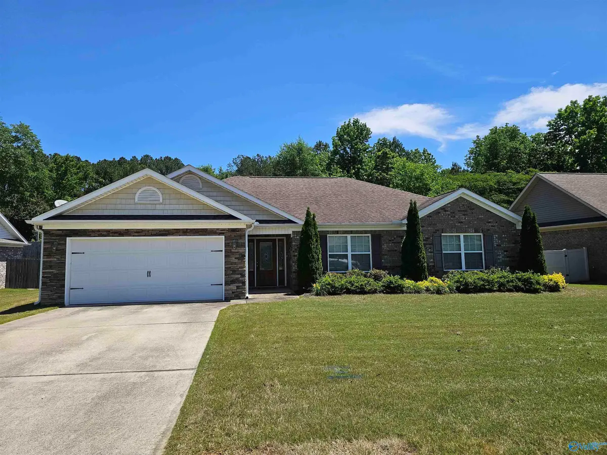 400 Dominion Drive Se, Hartselle, AL 35640 - #1