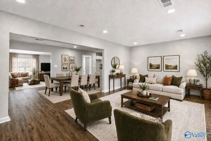 618 Harolds Drive Nw, Huntsville, AL 35806 - #2