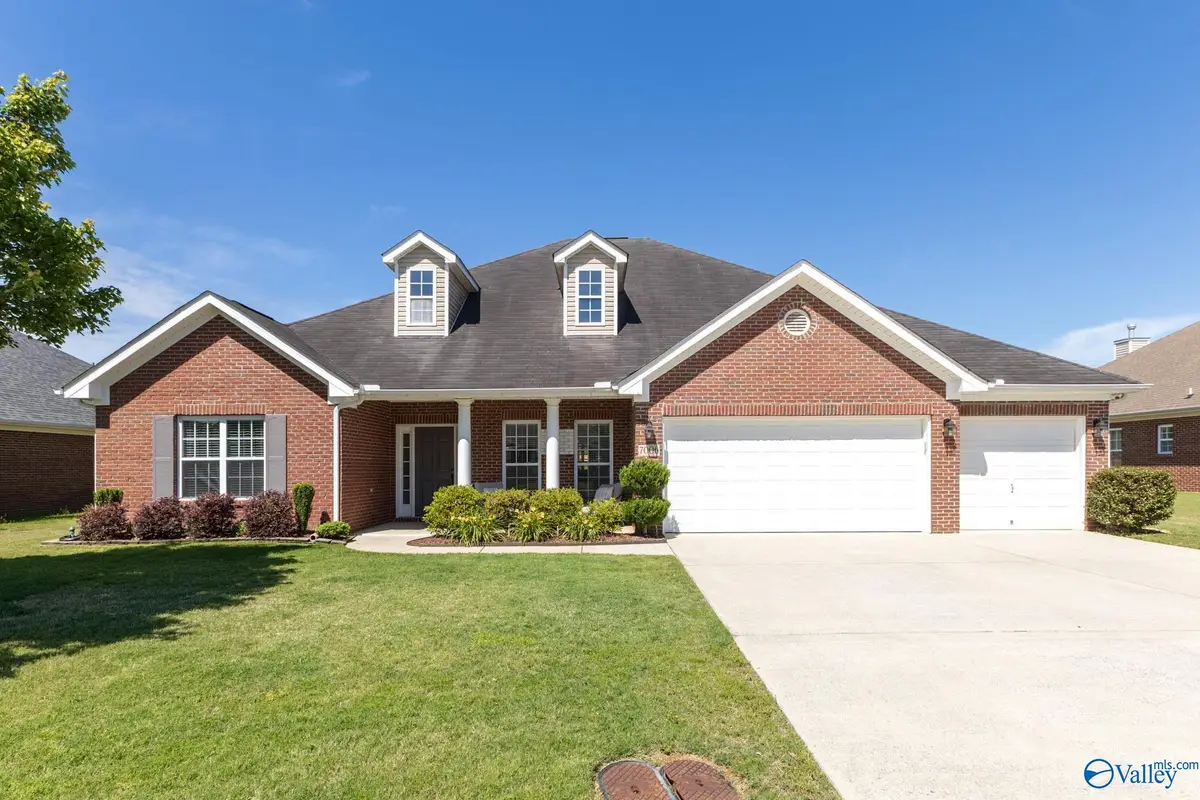 7006 Freedom Park Circle, Owens Cross Roads, AL 35763 - #1
