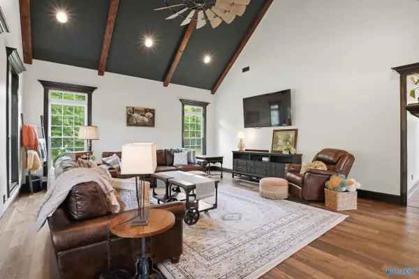 1053 Butter And Egg Road, Hazel Green, AL 35750