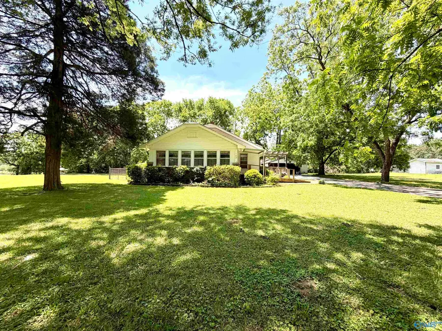 105 Rollingview Street, Gadsden, AL 35903 - #2
