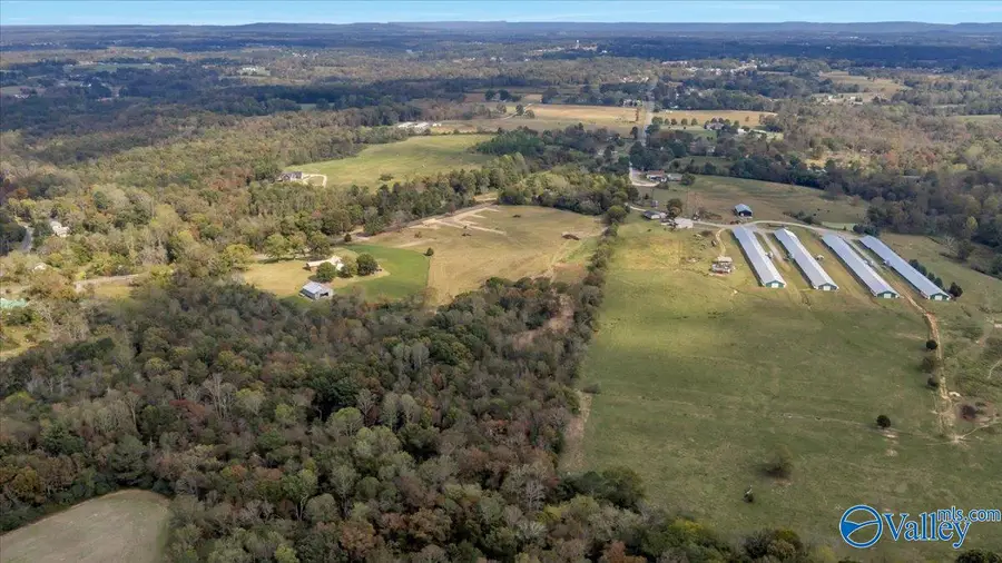 8.45 Blue Pond Blvd, Sylvania, AL 35988 - #2