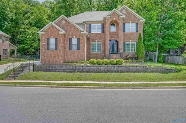 7087 Pale Dawn Place Se, Owens Cross Roads, AL 35763