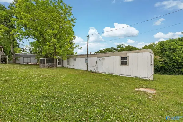 1904 Williamson Street, Guntersville, AL 35976